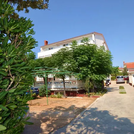 Apartament Travas-2 By Interhome